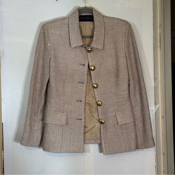 Vintage Betty Reiter Chic Tweed Jacket with Gold Buttons - Picture 6 of 16